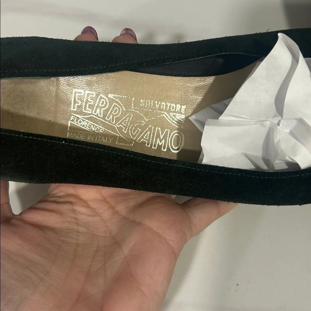 Salvatore Ferragamo Women's Shoes with Gold Accent - Picture 4 of 6